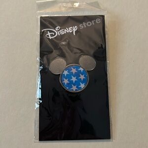 Disney Mickey Mouse Head Holographic American Flag Pin